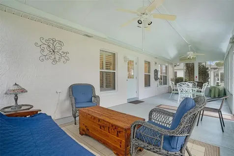 2124 Barbosa Court Lady Lake FL 32159