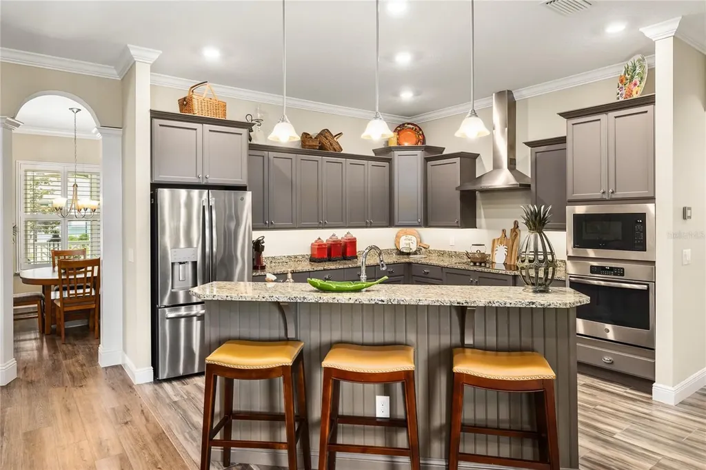 1097 Sugar Loaf Key Loop Lady Lake FL 32159