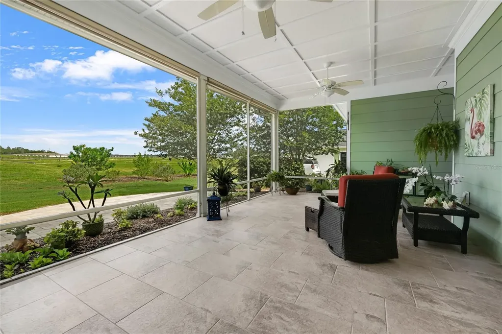 1097 Sugar Loaf Key Loop Lady Lake FL 32159