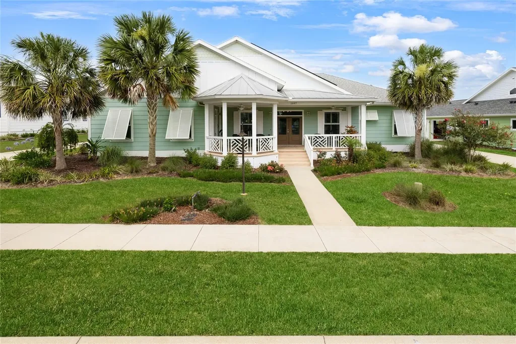 1097 Sugar Loaf Key Loop Lady Lake FL 32159