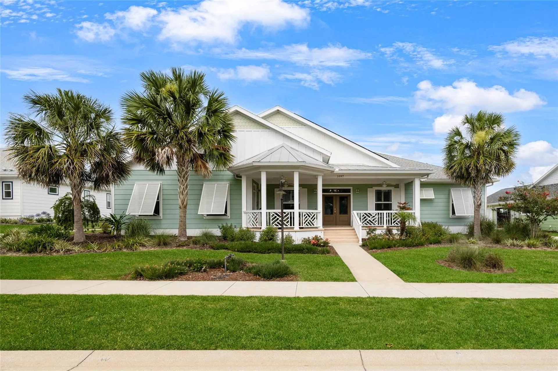 1097 Sugar Loaf Key Loop Lady Lake FL 32159