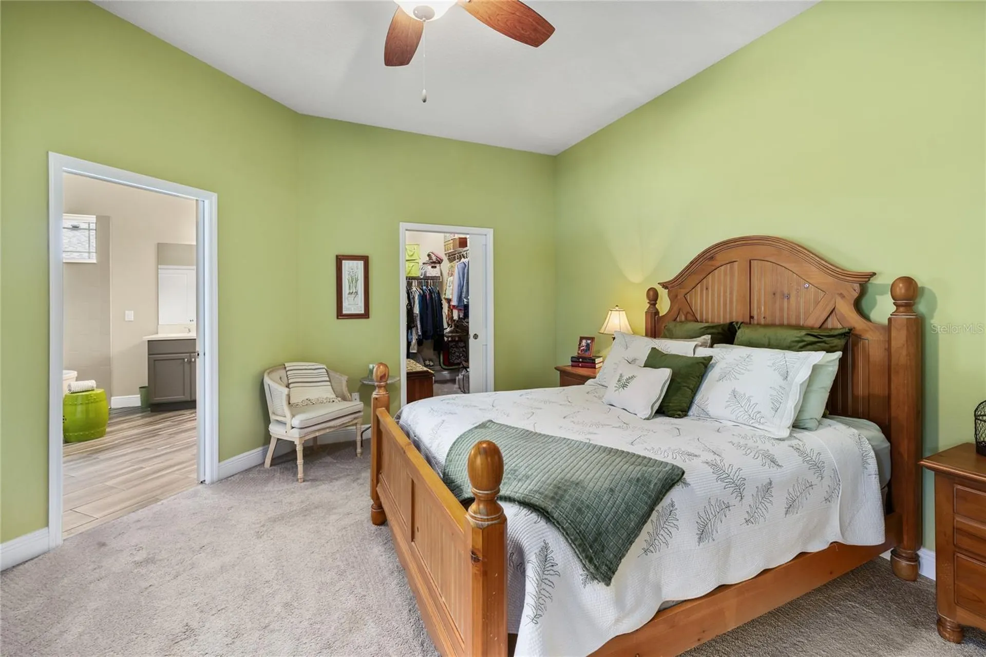 1097 Sugar Loaf Key Loop Lady Lake FL 32159