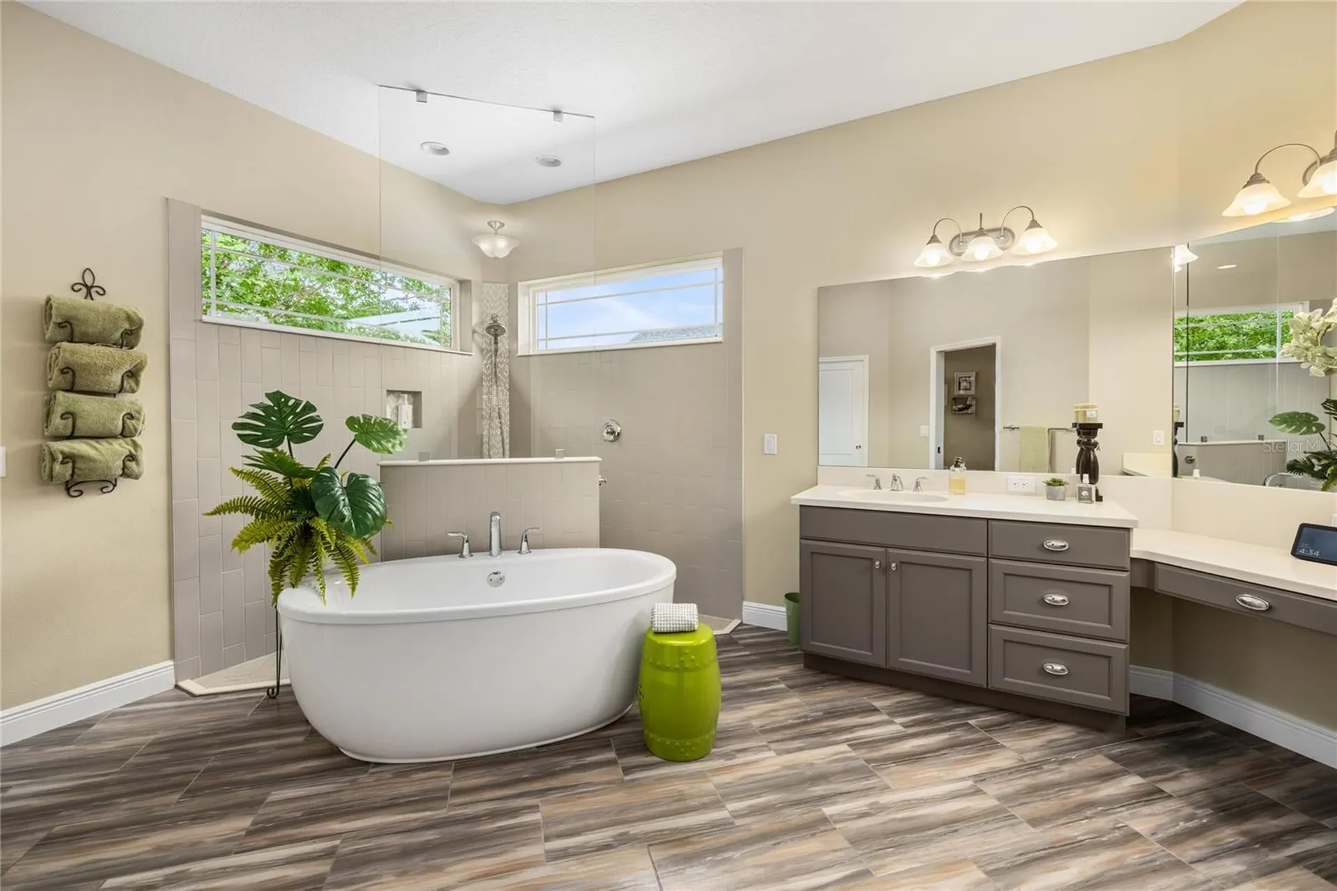 1097 Sugar Loaf Key Loop Lady Lake FL 32159