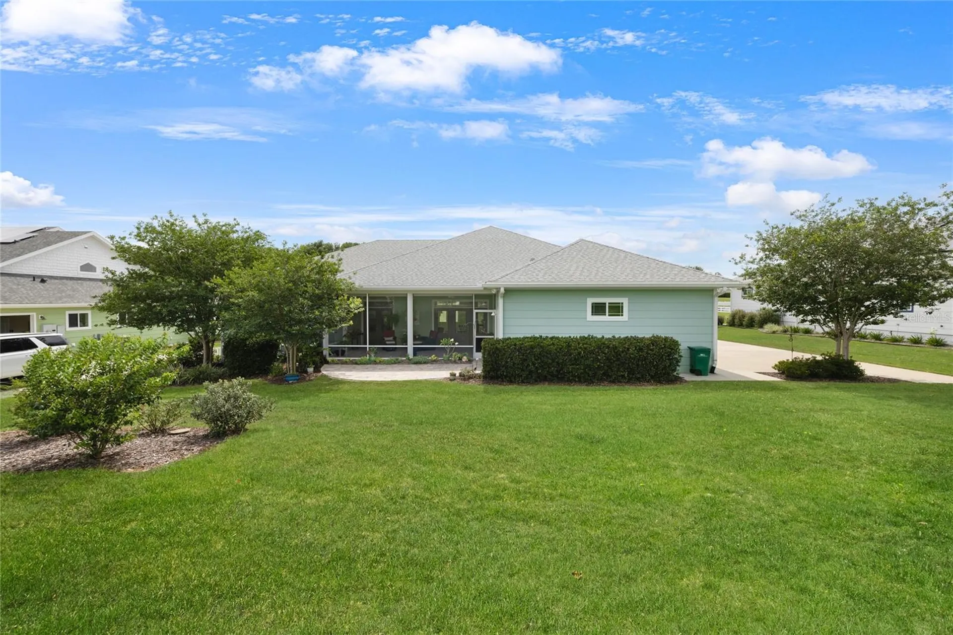 1097 Sugar Loaf Key Loop Lady Lake FL 32159