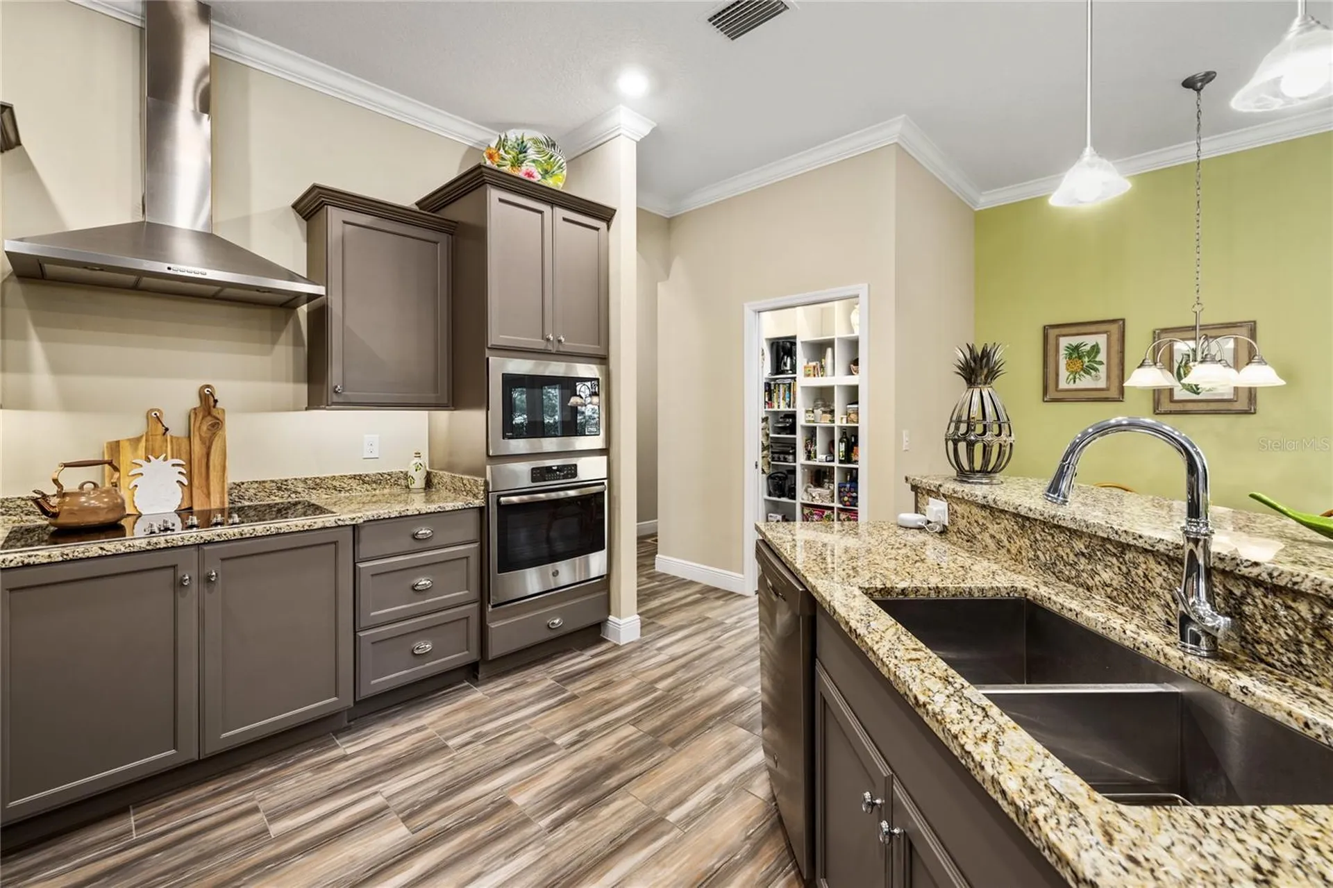 1097 Sugar Loaf Key Loop Lady Lake FL 32159