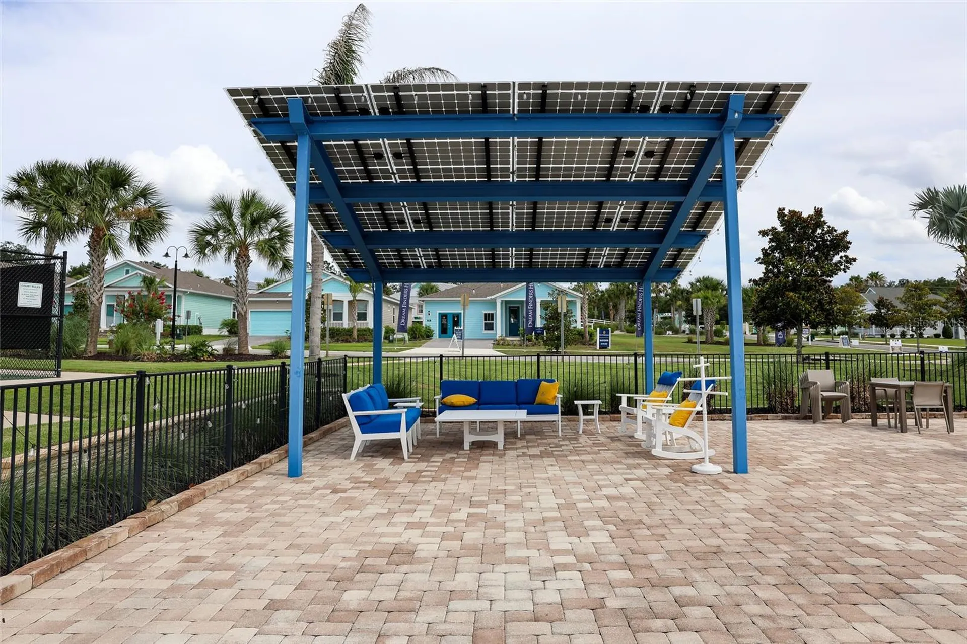 1097 Sugar Loaf Key Loop Lady Lake FL 32159