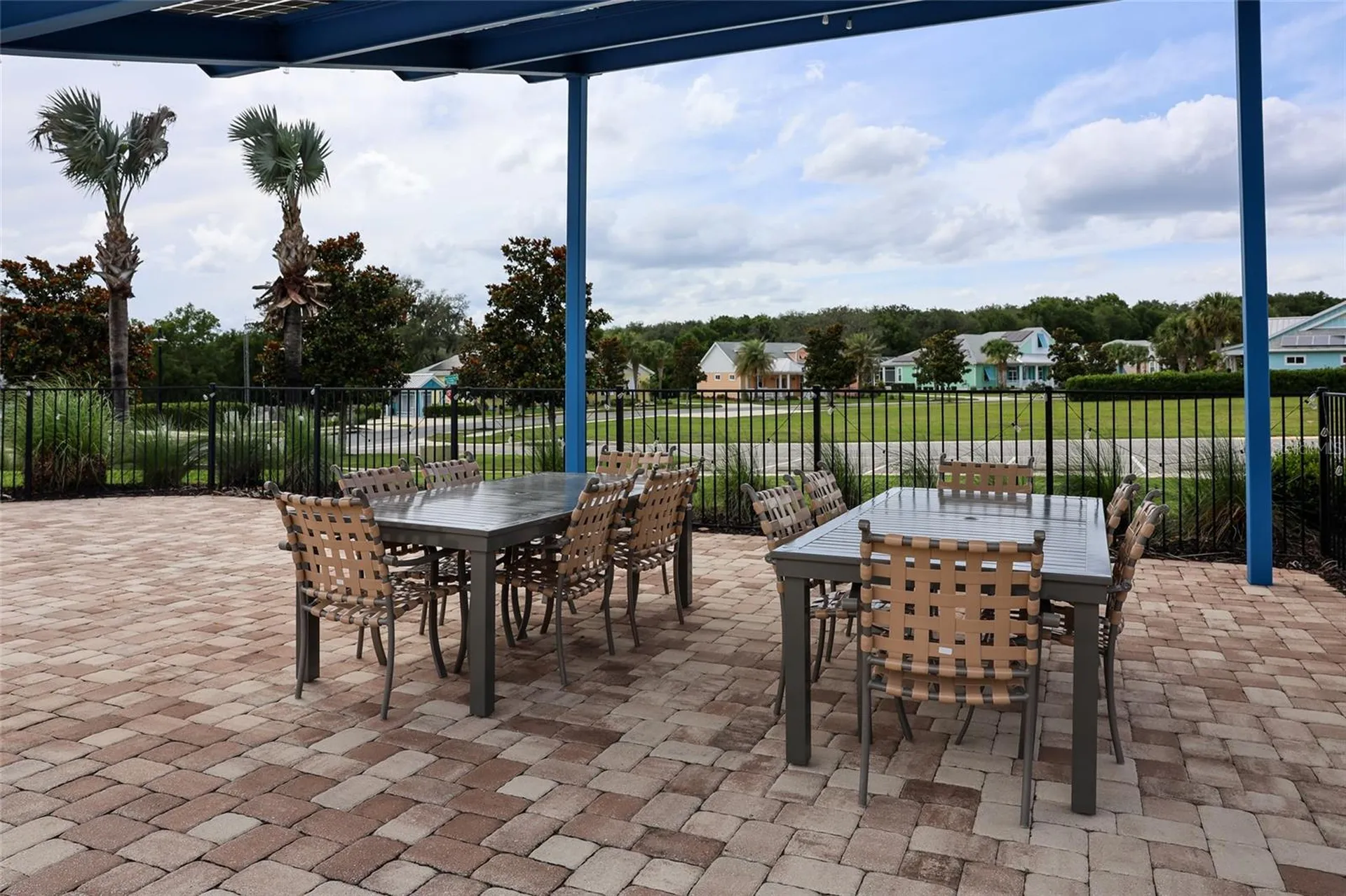 1097 Sugar Loaf Key Loop Lady Lake FL 32159