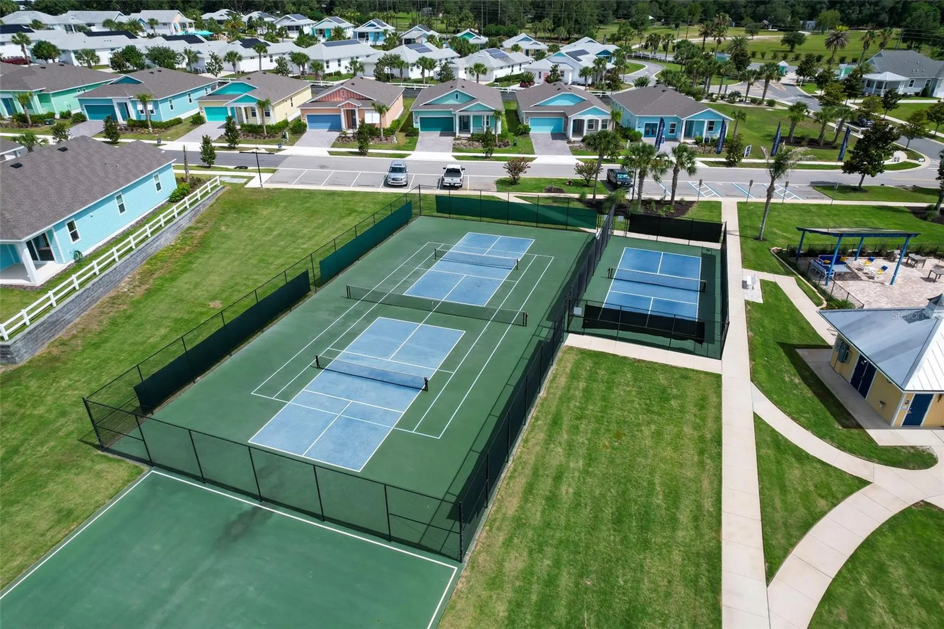 1097 Sugar Loaf Key Loop Lady Lake FL 32159