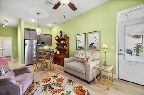 1097 Sugar Loaf Key Loop Lady Lake FL 32159