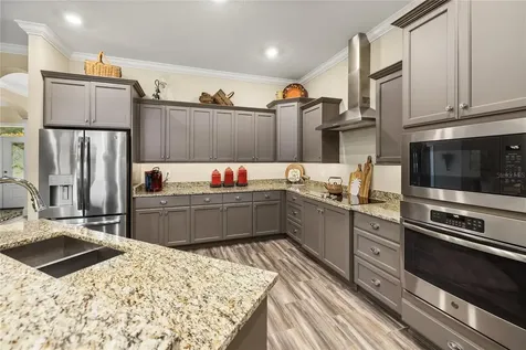 1097 Sugar Loaf Key Loop Lady Lake FL 32159