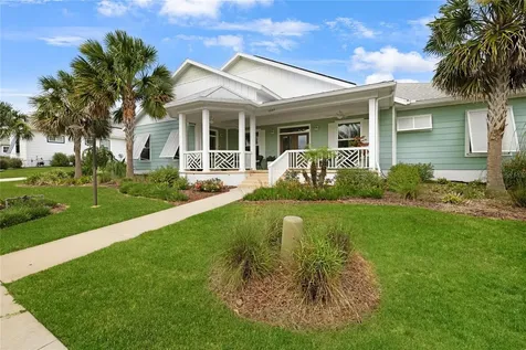 1097 Sugar Loaf Key Loop Lady Lake FL 32159
