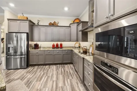 1097 Sugar Loaf Key Loop Lady Lake FL 32159