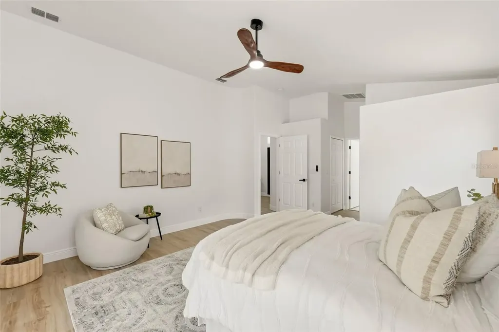 9238 Sea Oaks Court Seminole FL 33776