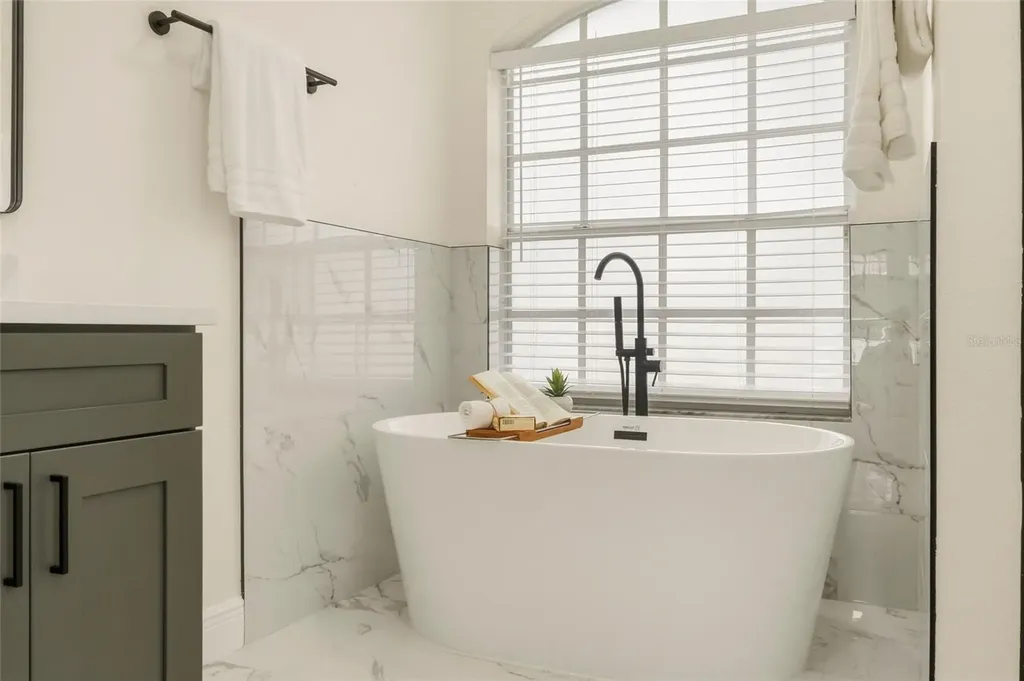 9238 Sea Oaks Court Seminole FL 33776
