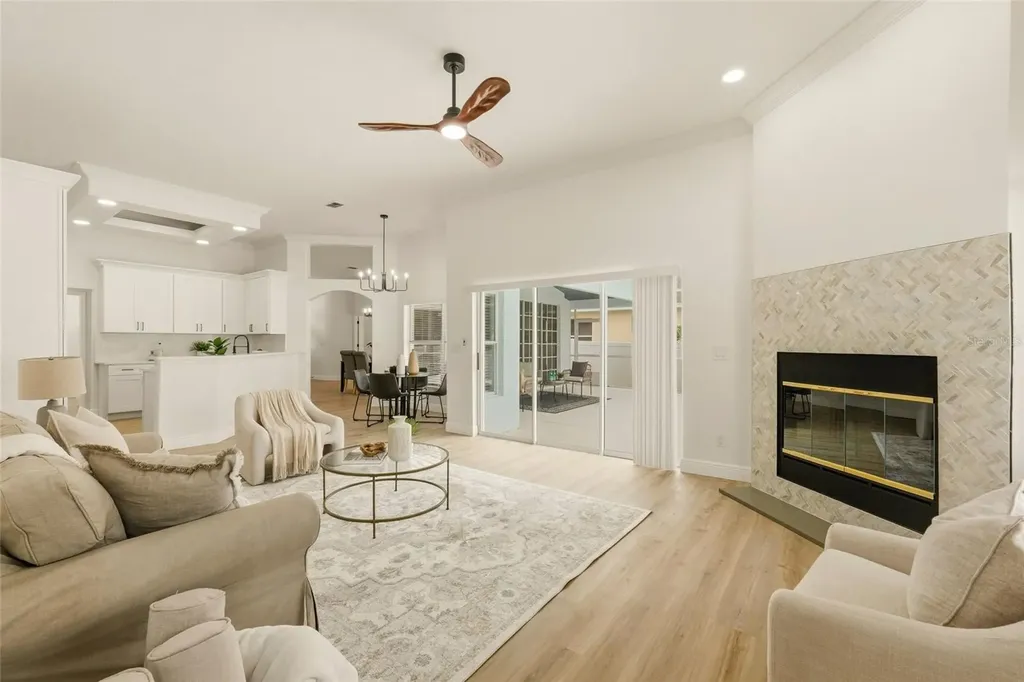 9238 Sea Oaks Court Seminole FL 33776