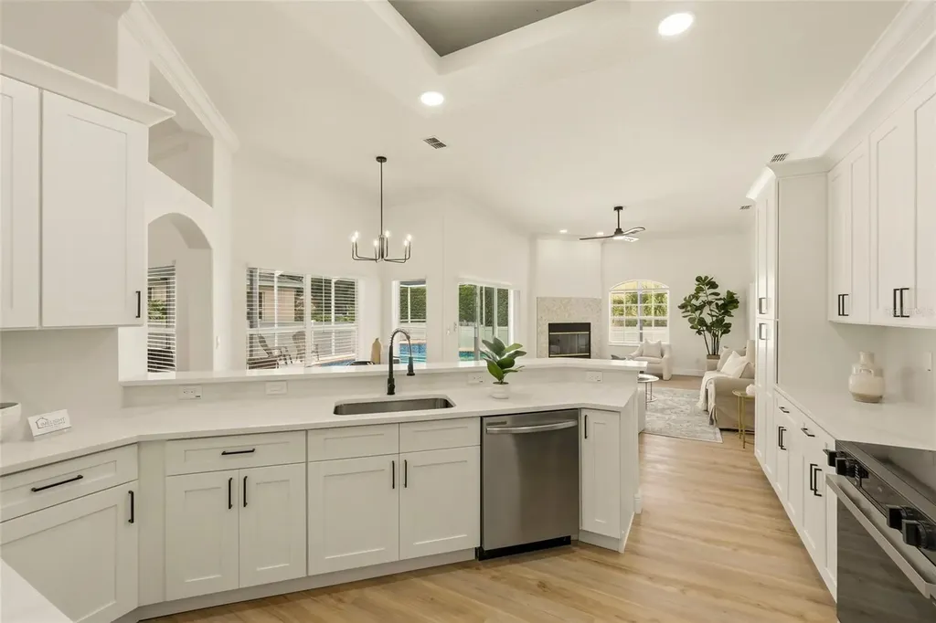 9238 Sea Oaks Court Seminole FL 33776