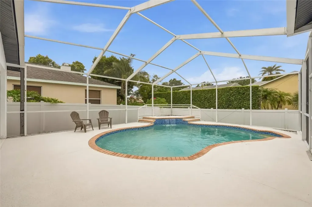 9238 Sea Oaks Court Seminole FL 33776