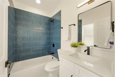 9238 Sea Oaks Court Seminole FL 33776