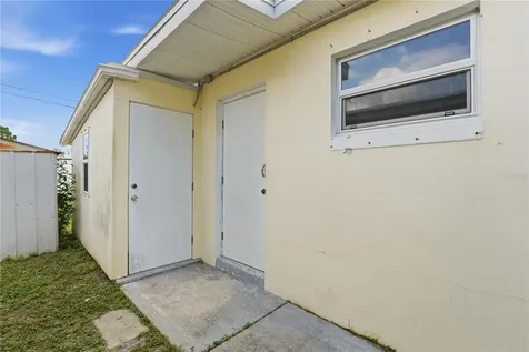 21123 Glendale Avenue Port Charlotte FL 33952