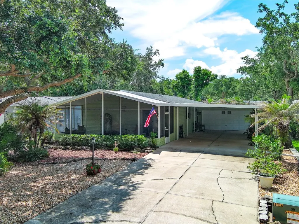 380 Marsh Landing Loop Oak Hill FL 32759
