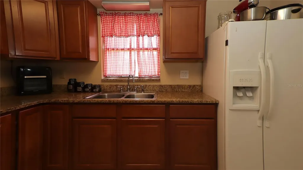 16885 SE 71st Street Ocklawaha FL 32179
