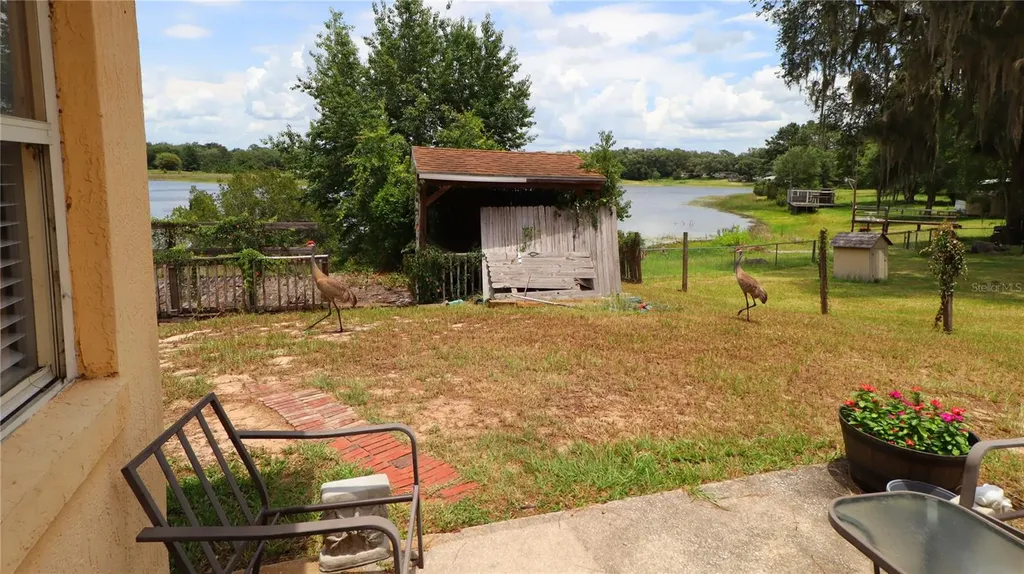 16885 SE 71st Street Ocklawaha FL 32179