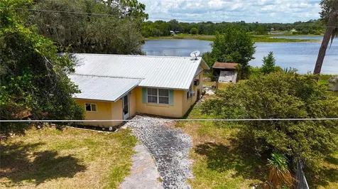 16885 SE 71st Street Ocklawaha FL 32179