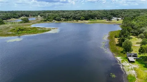 16885 SE 71st Street Ocklawaha FL 32179