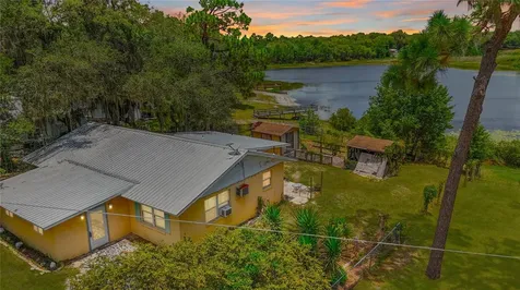 16885 SE 71st Street Ocklawaha FL 32179