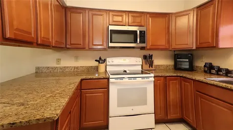 16885 SE 71st Street Ocklawaha FL 32179