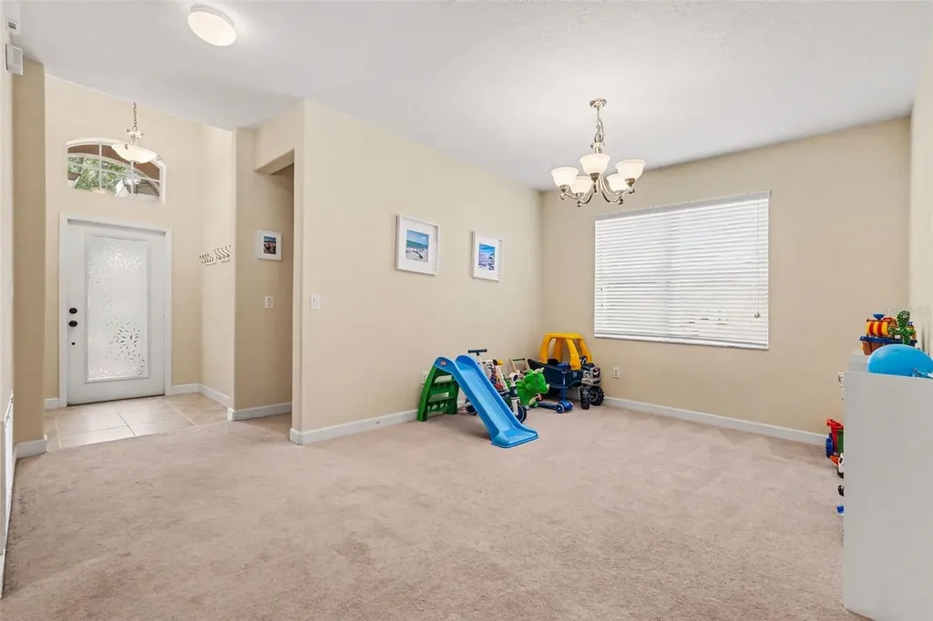 20057 Oakflower Avenue Tampa FL 33647