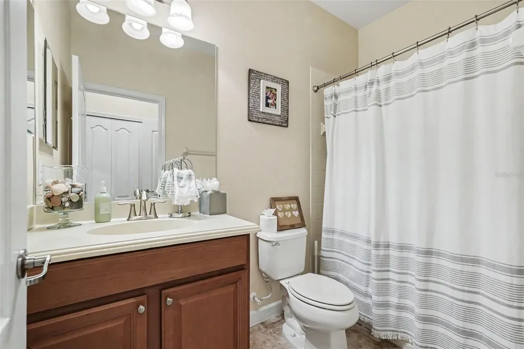20057 Oakflower Avenue Tampa FL 33647