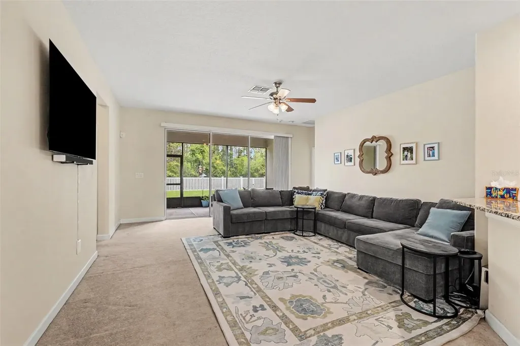 20057 Oakflower Avenue Tampa FL 33647