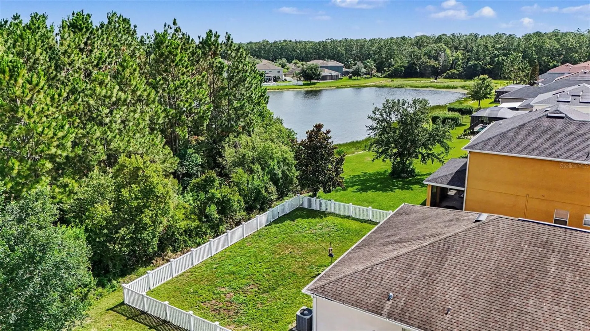 20057 Oakflower Avenue Tampa FL 33647