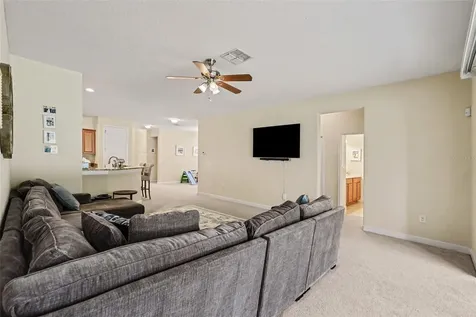 20057 Oakflower Avenue Tampa FL 33647