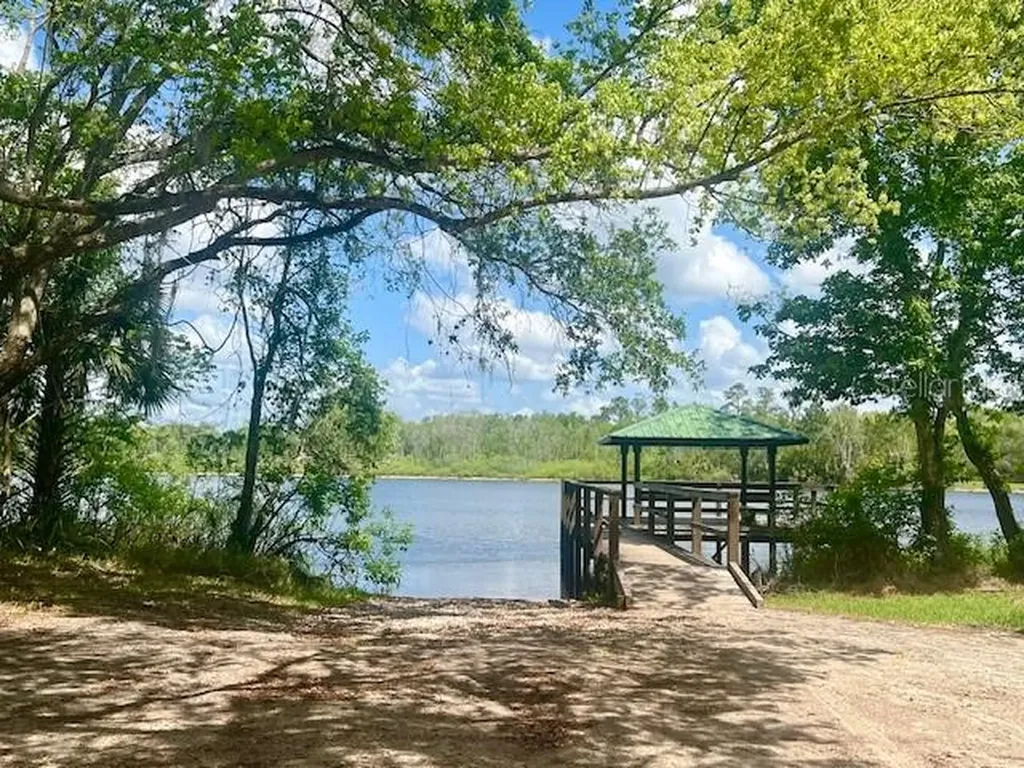 Vista Street Lake Helen FL 32744