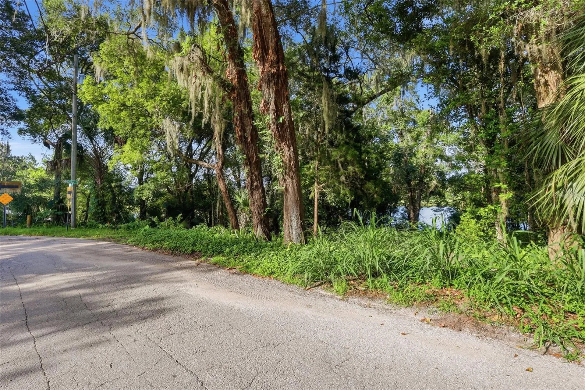Vista Street Lake Helen FL 32744