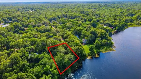 Vista Street Lake Helen FL 32744