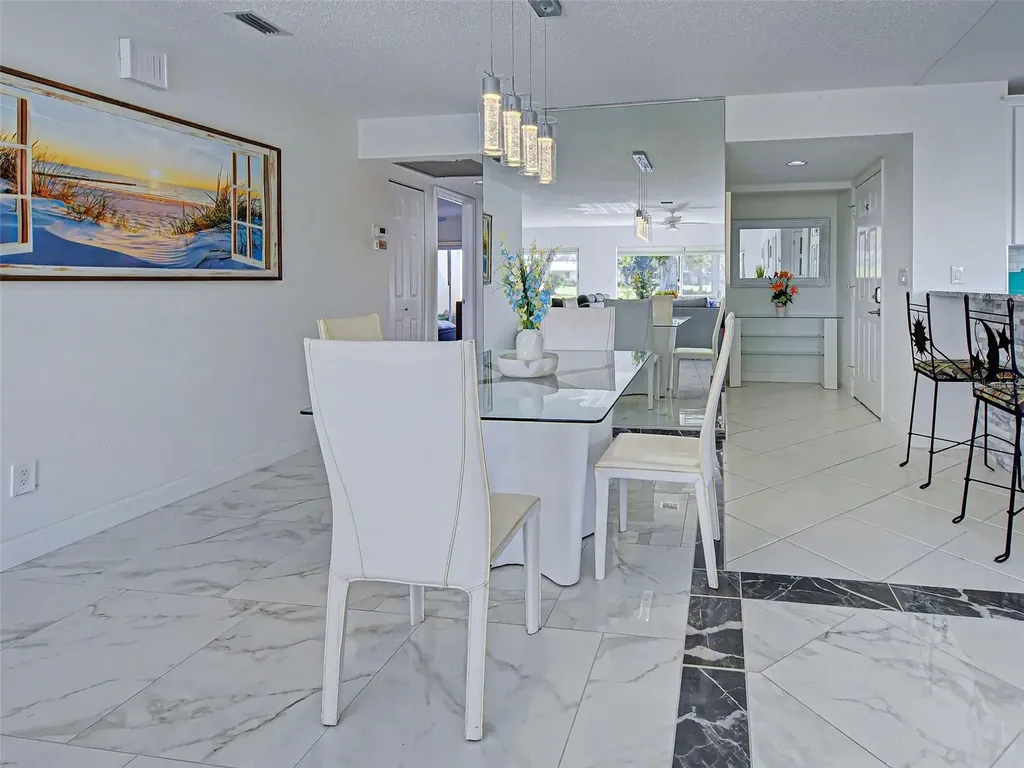 262 Cerromar Way S Venice FL 34293
