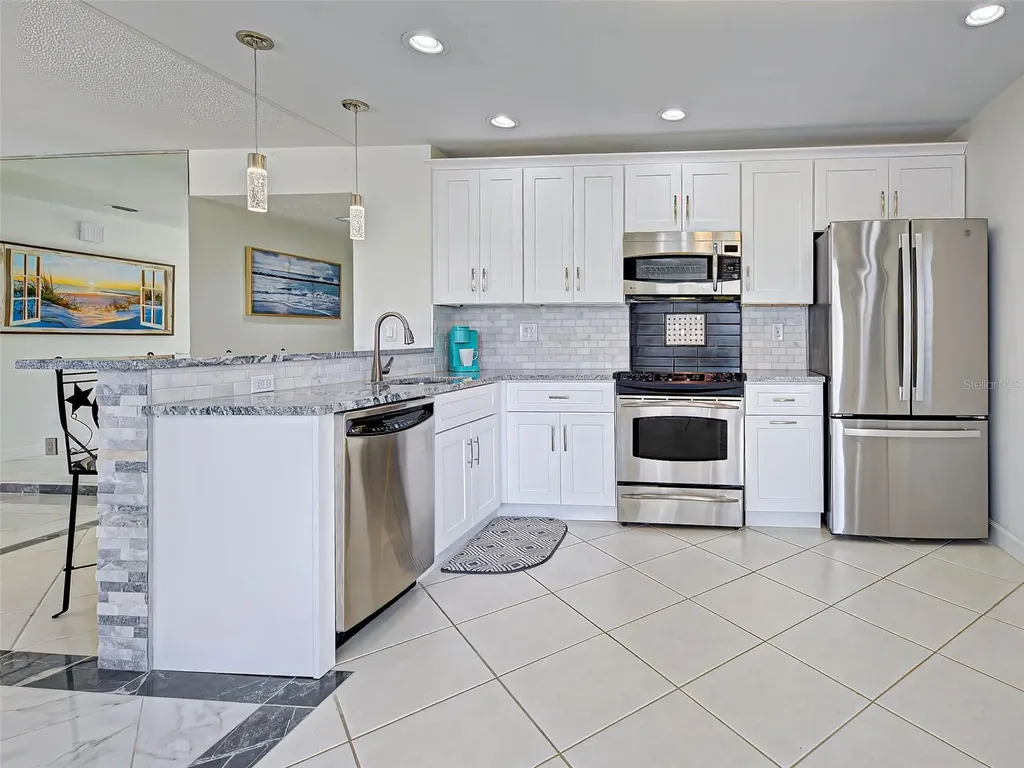 262 Cerromar Way S Venice FL 34293