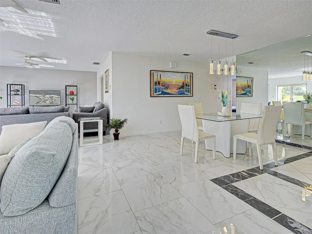 262 Cerromar Way S Venice FL 34293