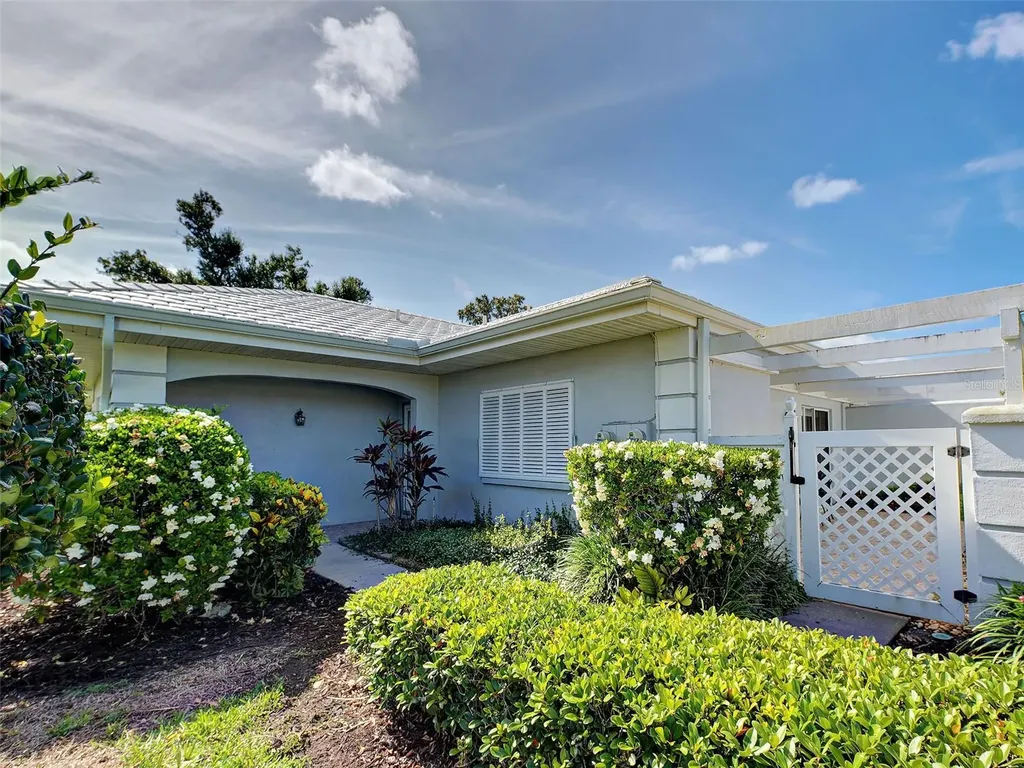 262 Cerromar Way S Venice FL 34293