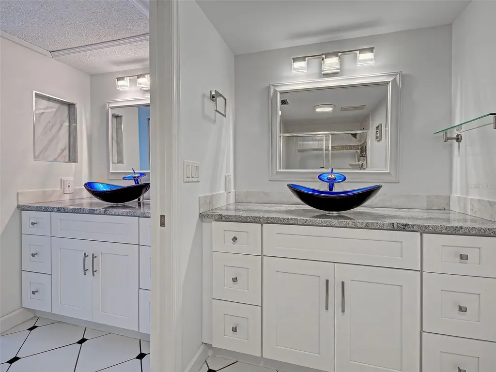 262 Cerromar Way S Venice FL 34293
