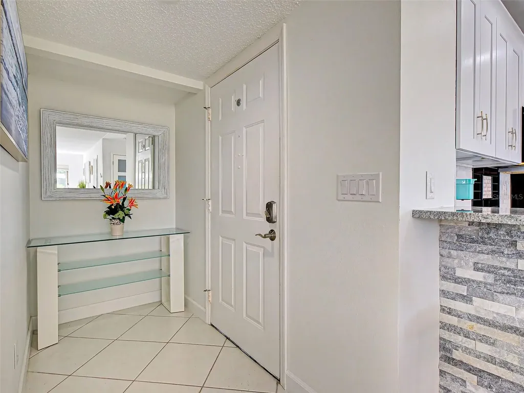 262 Cerromar Way S Venice FL 34293