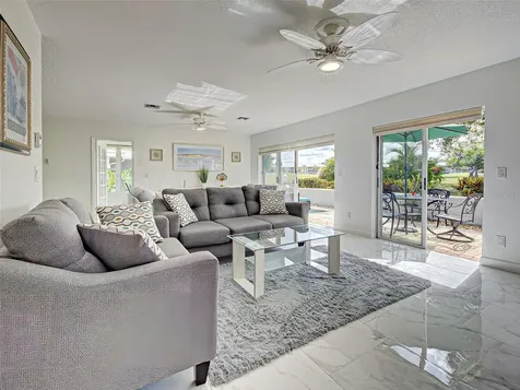 262 Cerromar Way S Venice FL 34293