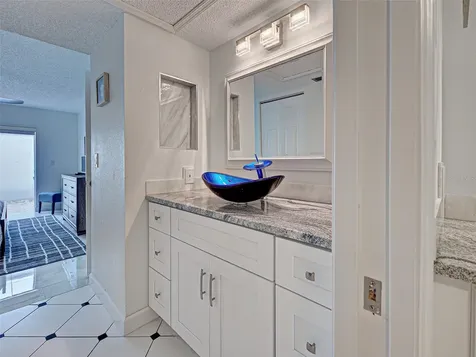 262 Cerromar Way S Venice FL 34293
