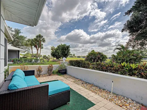 262 Cerromar Way S Venice FL 34293