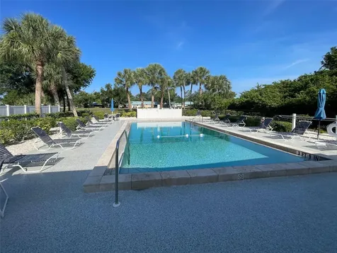 262 Cerromar Way S Venice FL 34293