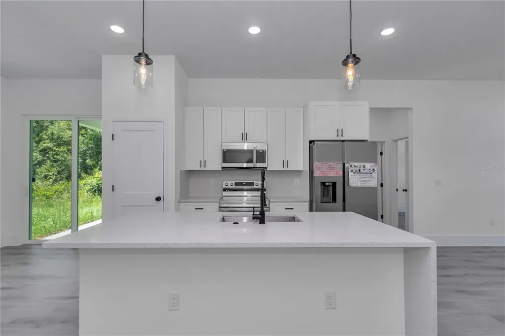 225 E Caldwell Drive Dunnellon FL 34434