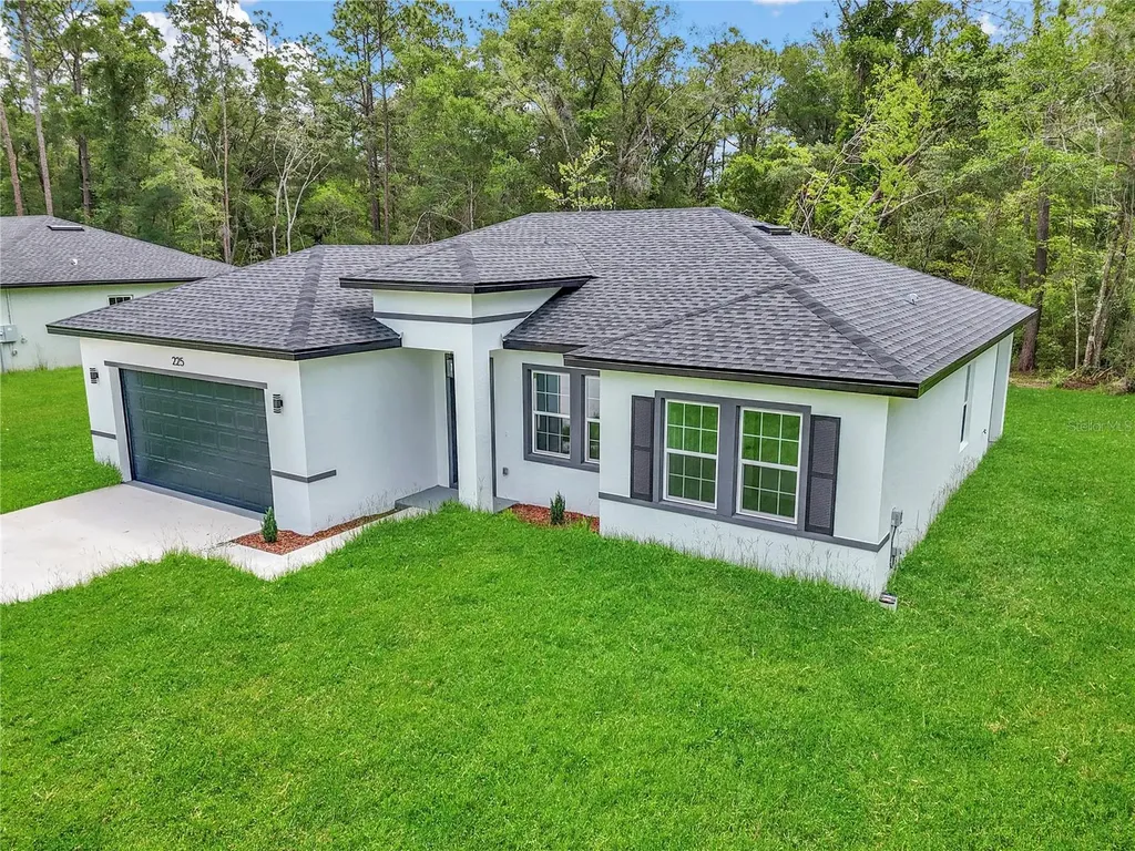 225 E Caldwell Drive Dunnellon FL 34434